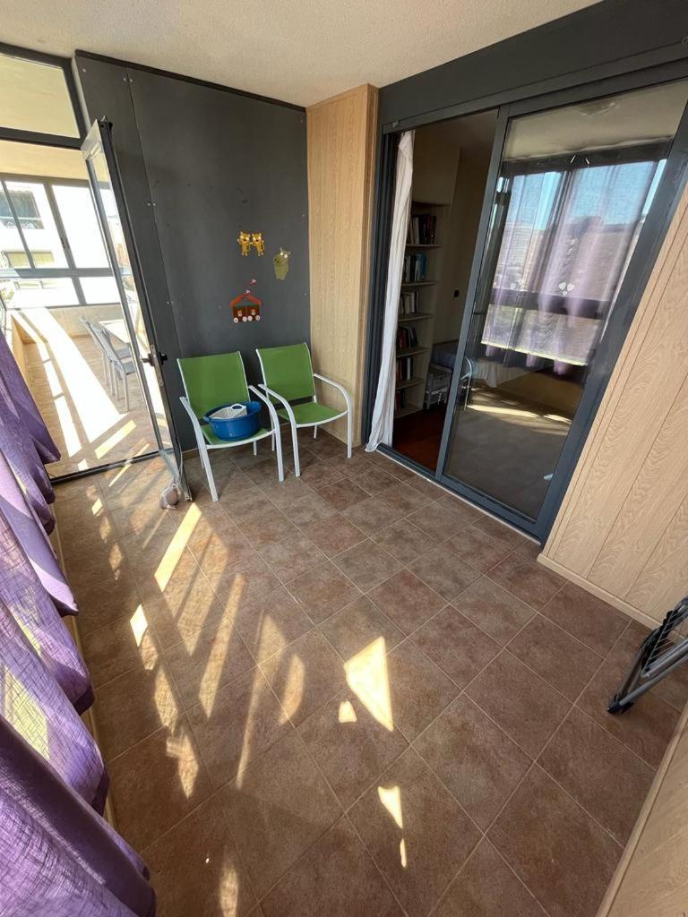 Apartment Las Marinas, Apartamento Muy Amplio Cerca De La Playa