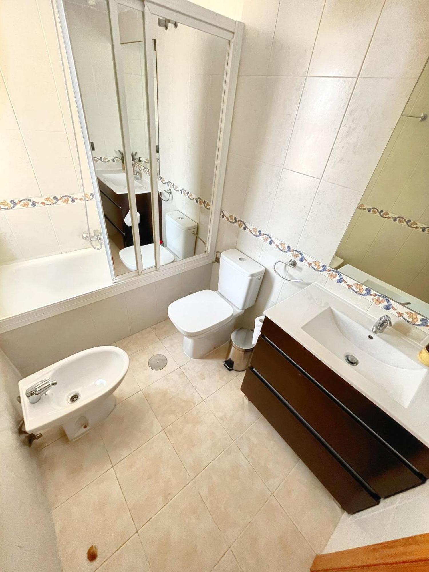 Las Marinas, Apartamento Muy Amplio Cerca De La Playa Apartment