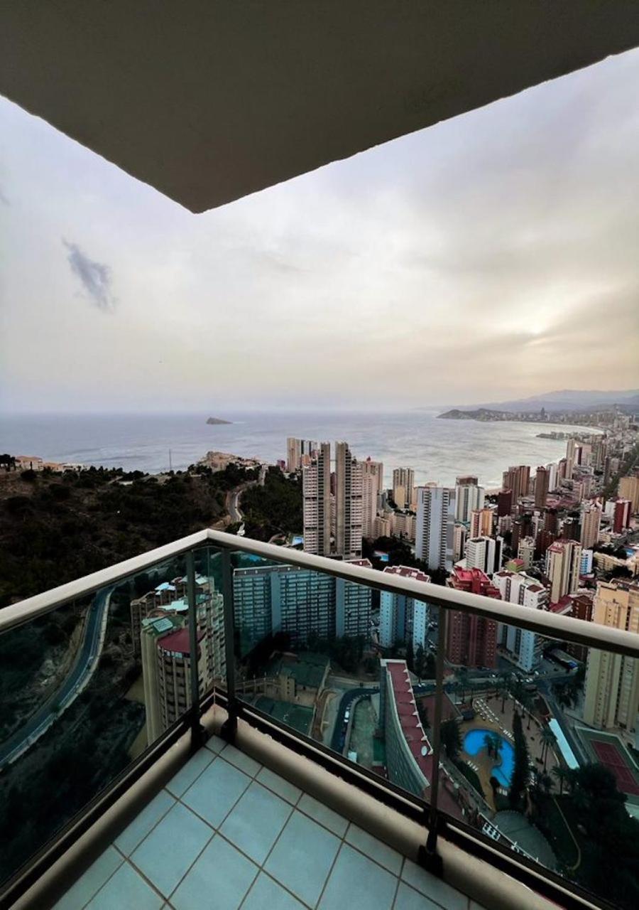 Torre Lugano By Renthas Apartment