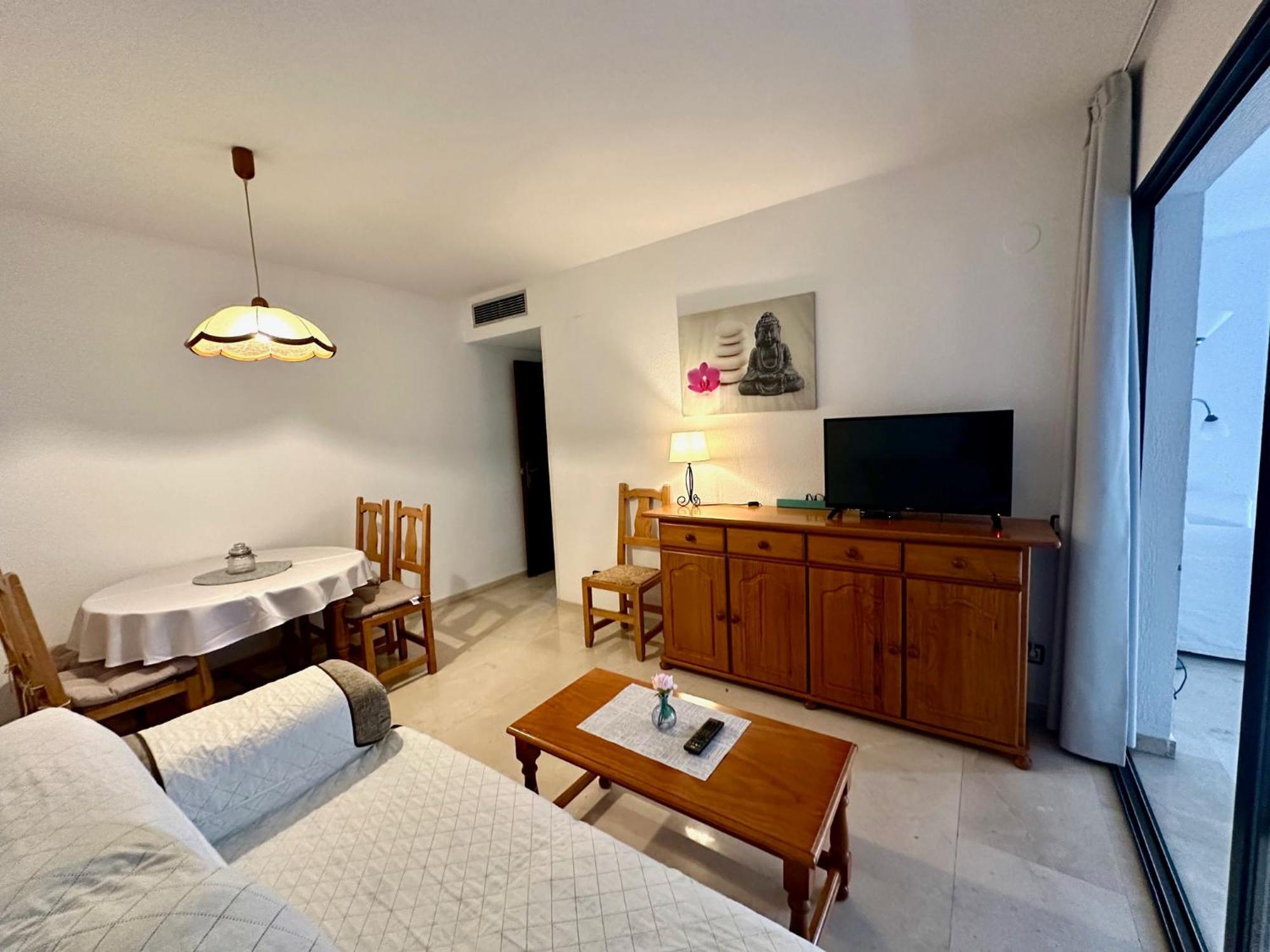 Gemelos 1 - Aloturin Apartment