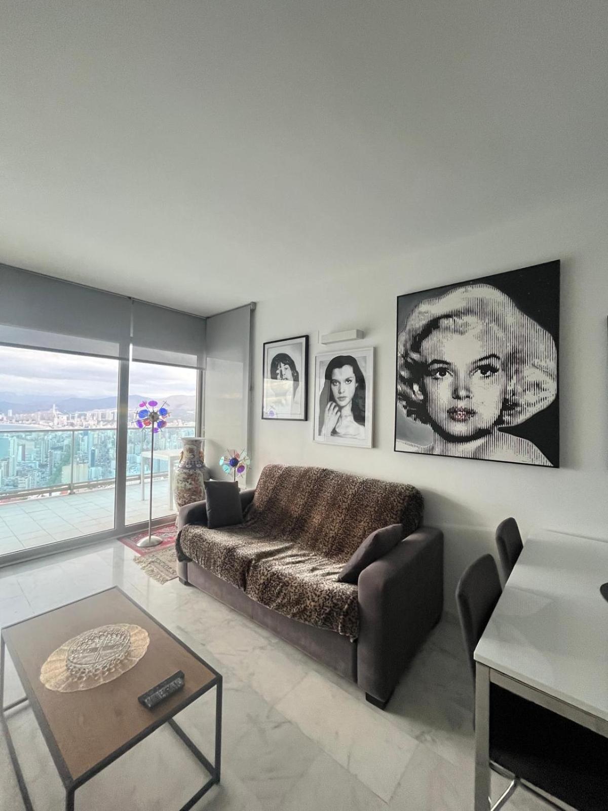 Torre Lugano By Renthas Apartment *