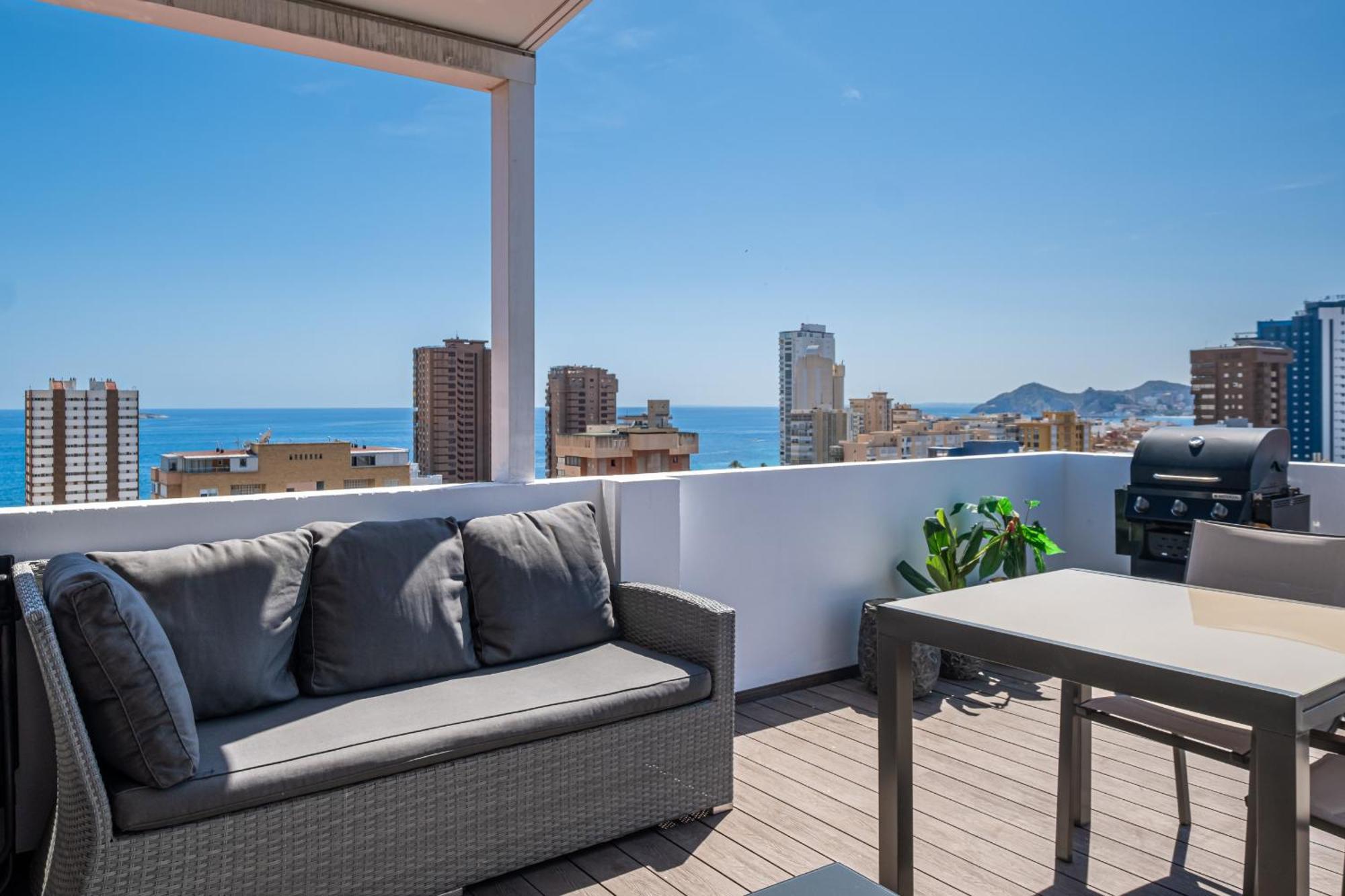 Penthouse Cervantes Sea View Levante Appartement