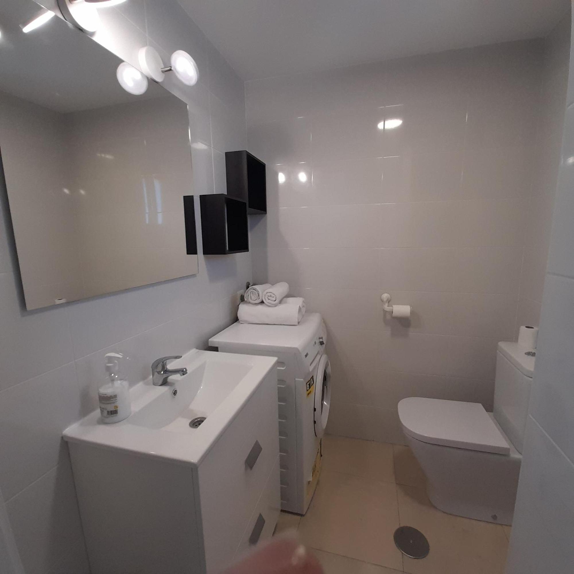 Apartment Alhambra Rincon De Loix Benidorm-sea View-free Parking, Wi-fi, Pool, New Air Conditioning *