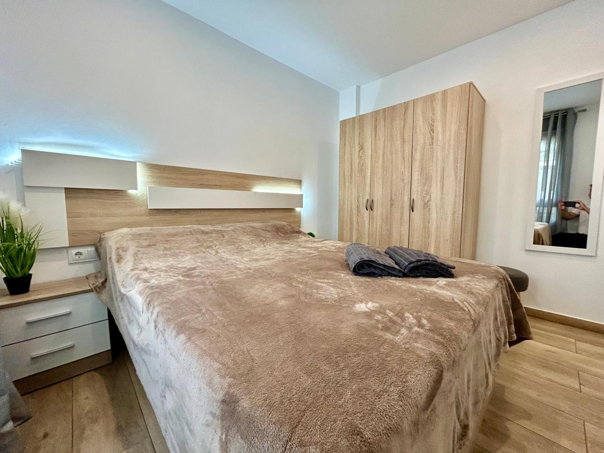Apartamento Casa De La Playa In The Old Town Of Benidorm