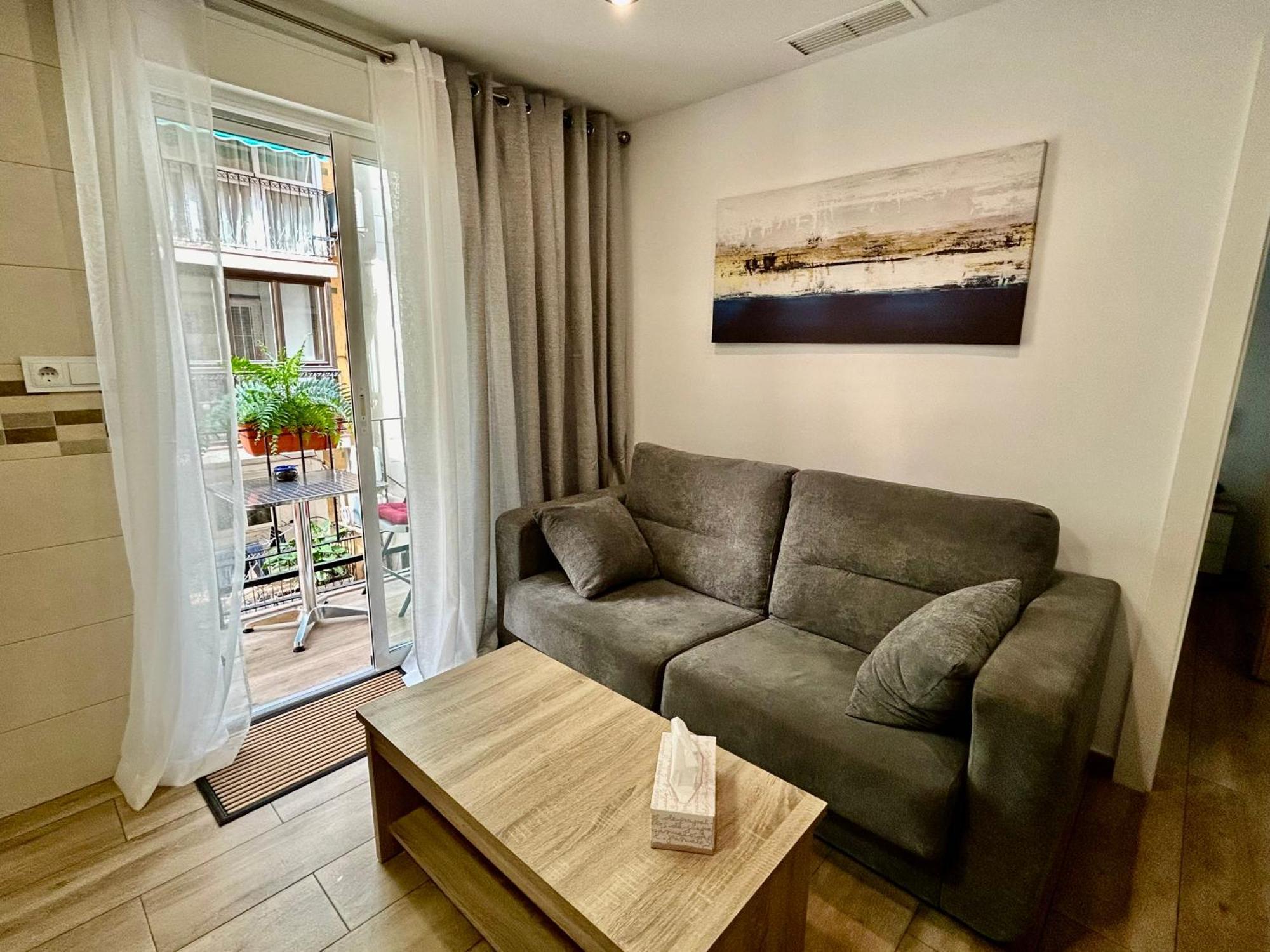 Casa De La Playa In The Old Town Of * Benidorm