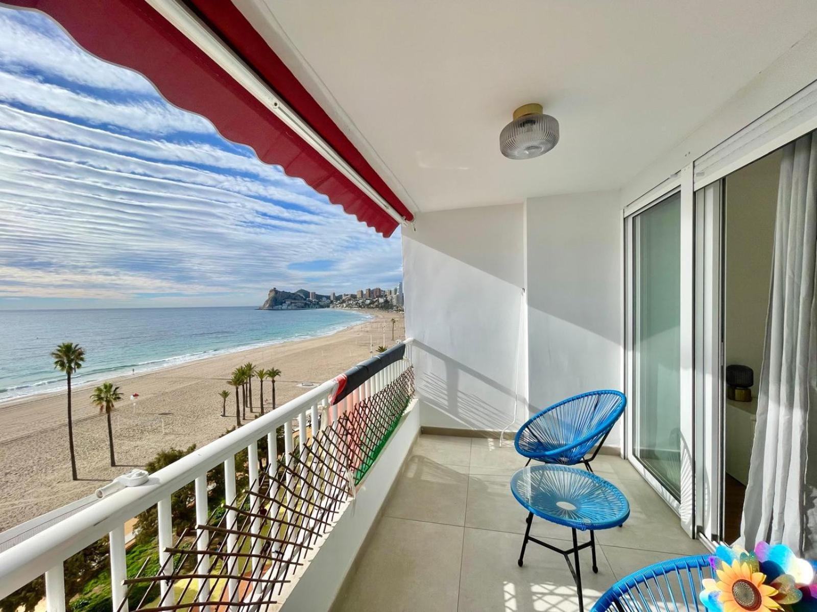 Poniente Luxury Seafront Apartment *