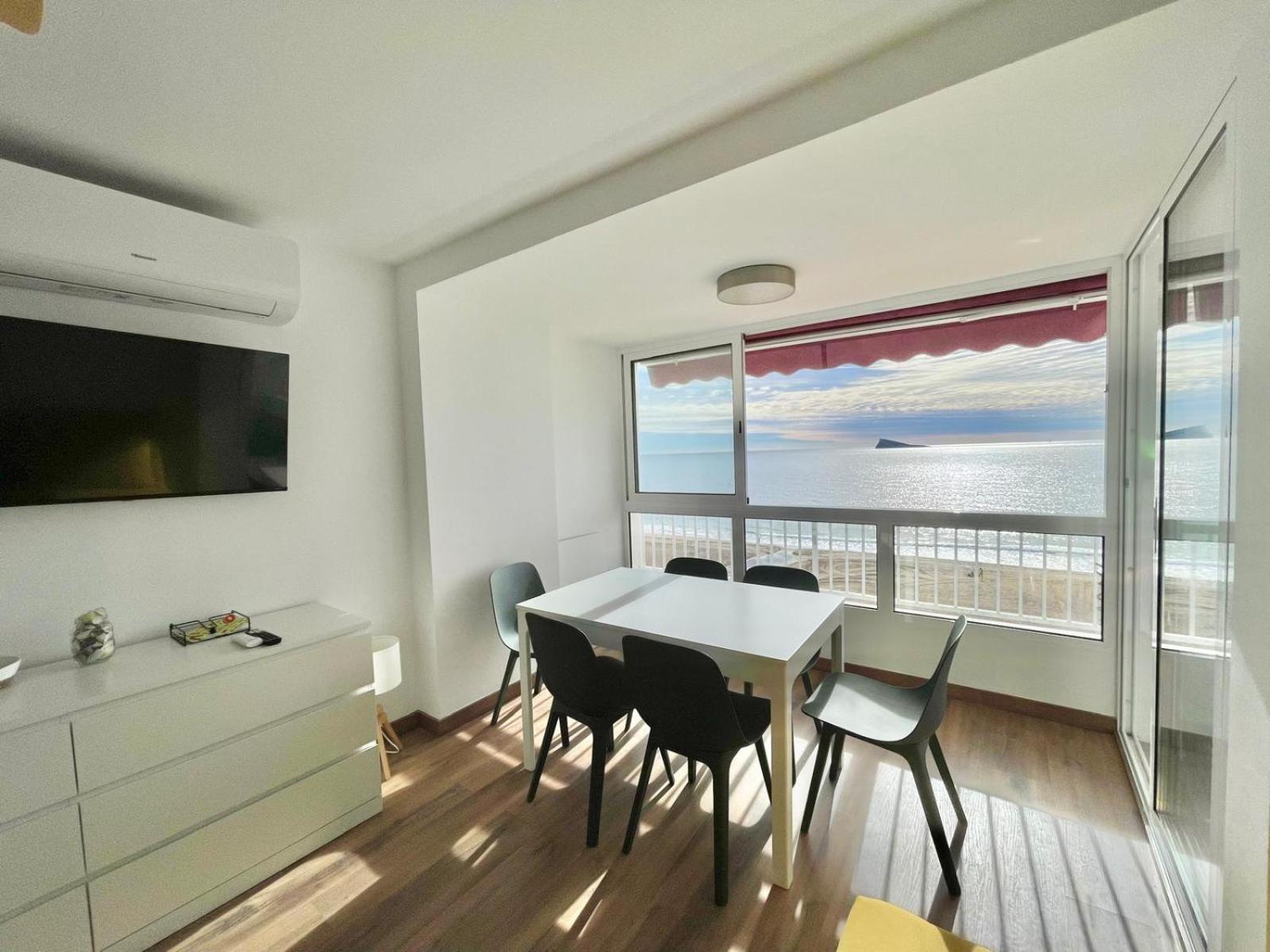 Poniente Luxury Seafront Apartment