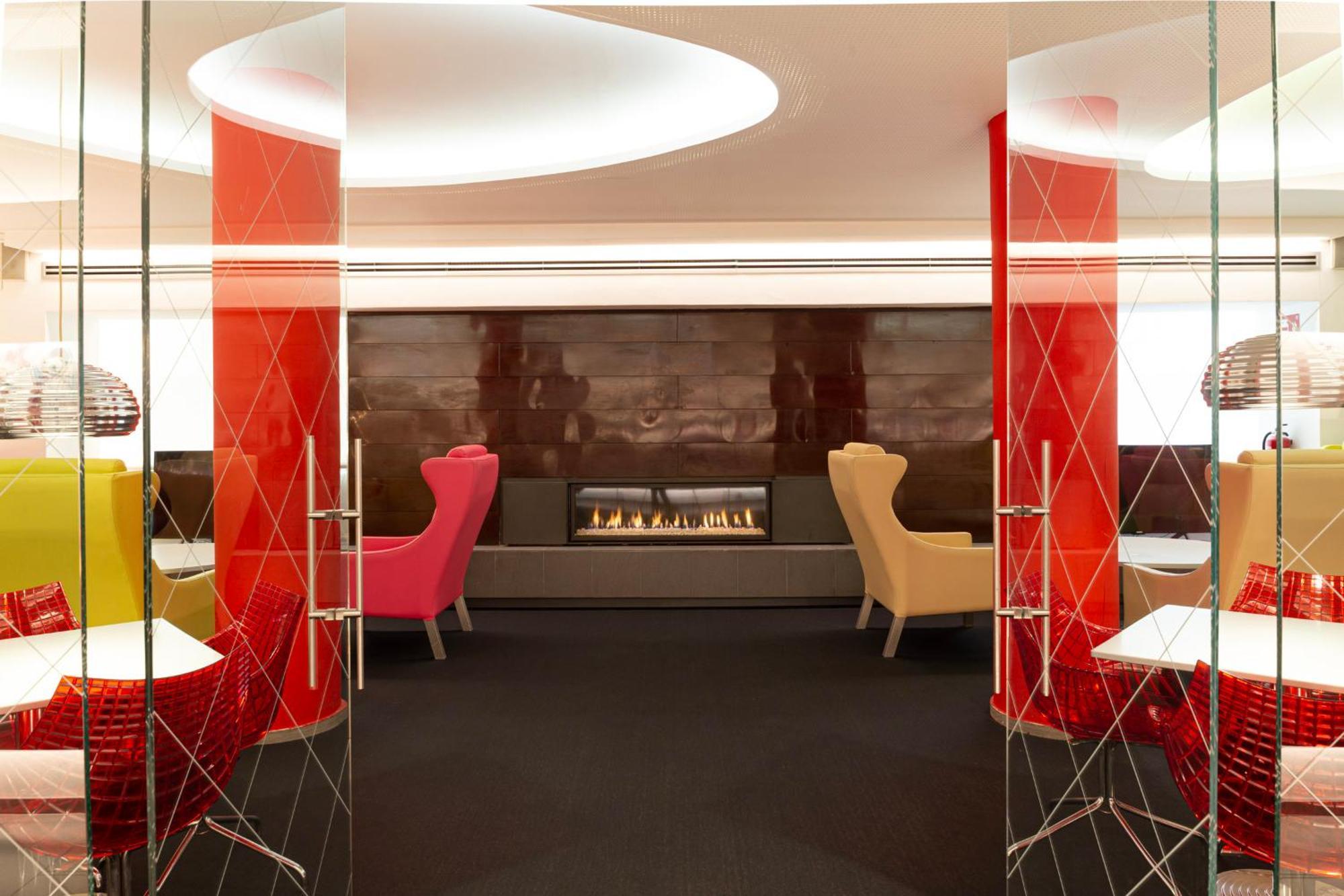 Oasis Plaza Hotel 3*