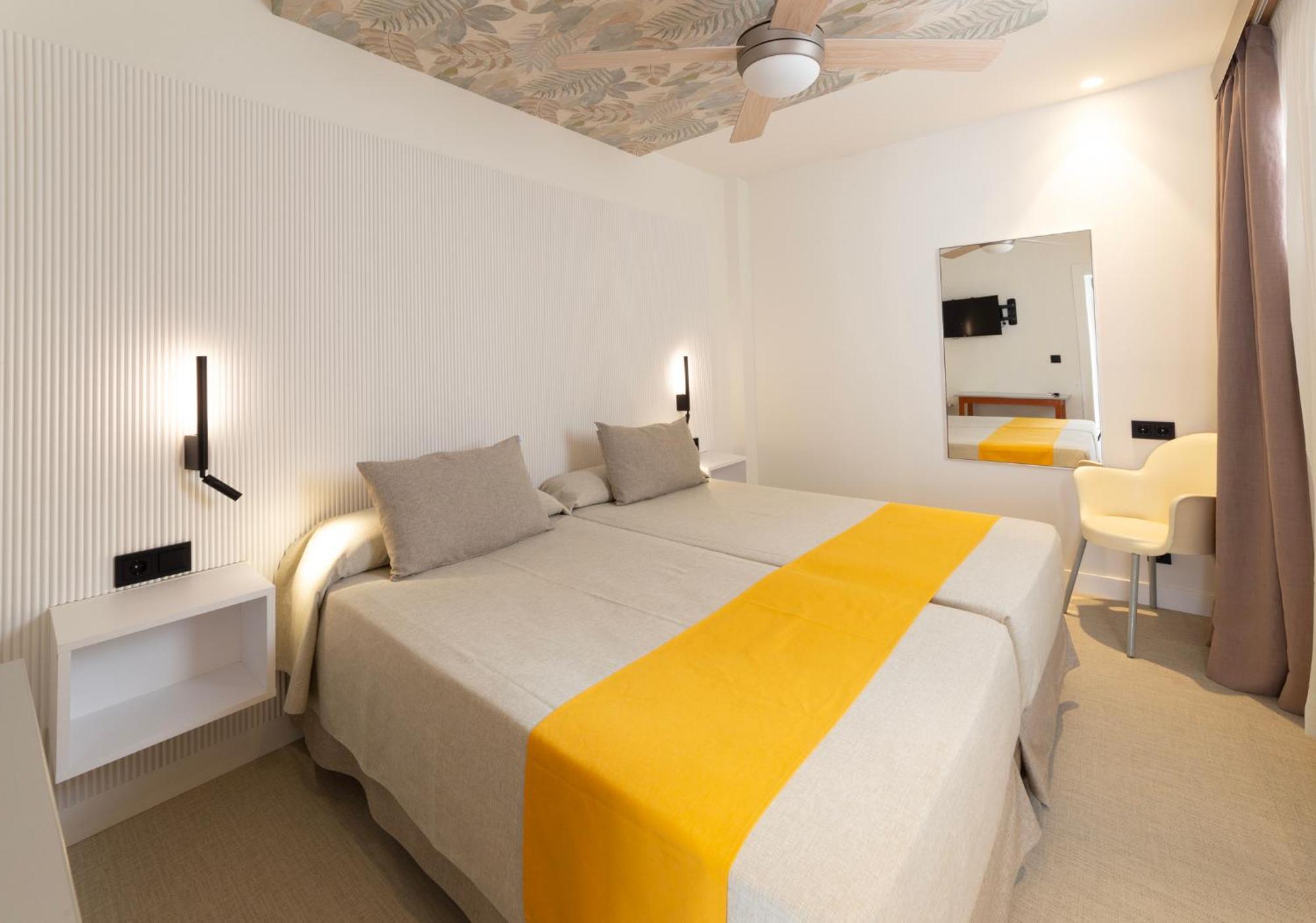 Oasis Plaza 3*