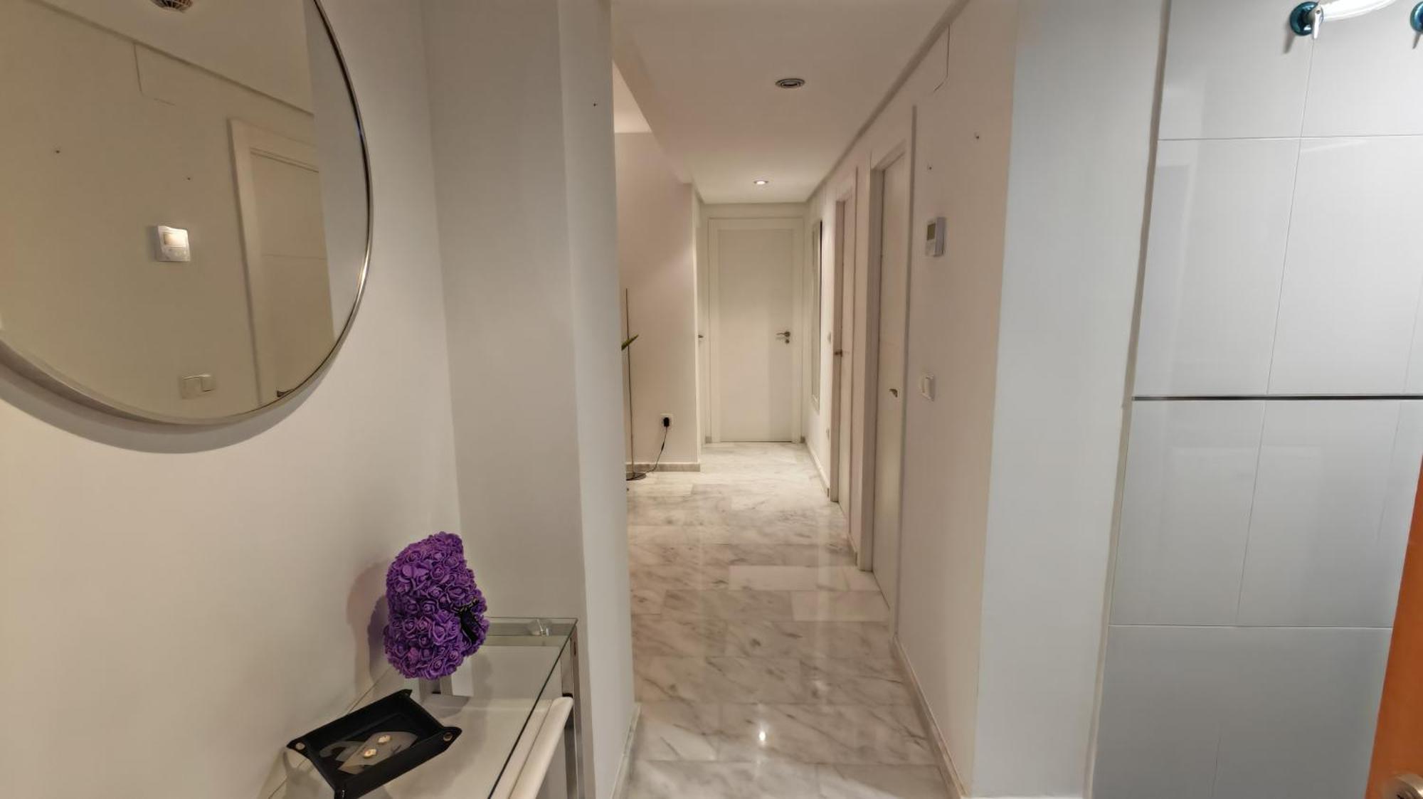 Skyline Floor 28 Sea Views *