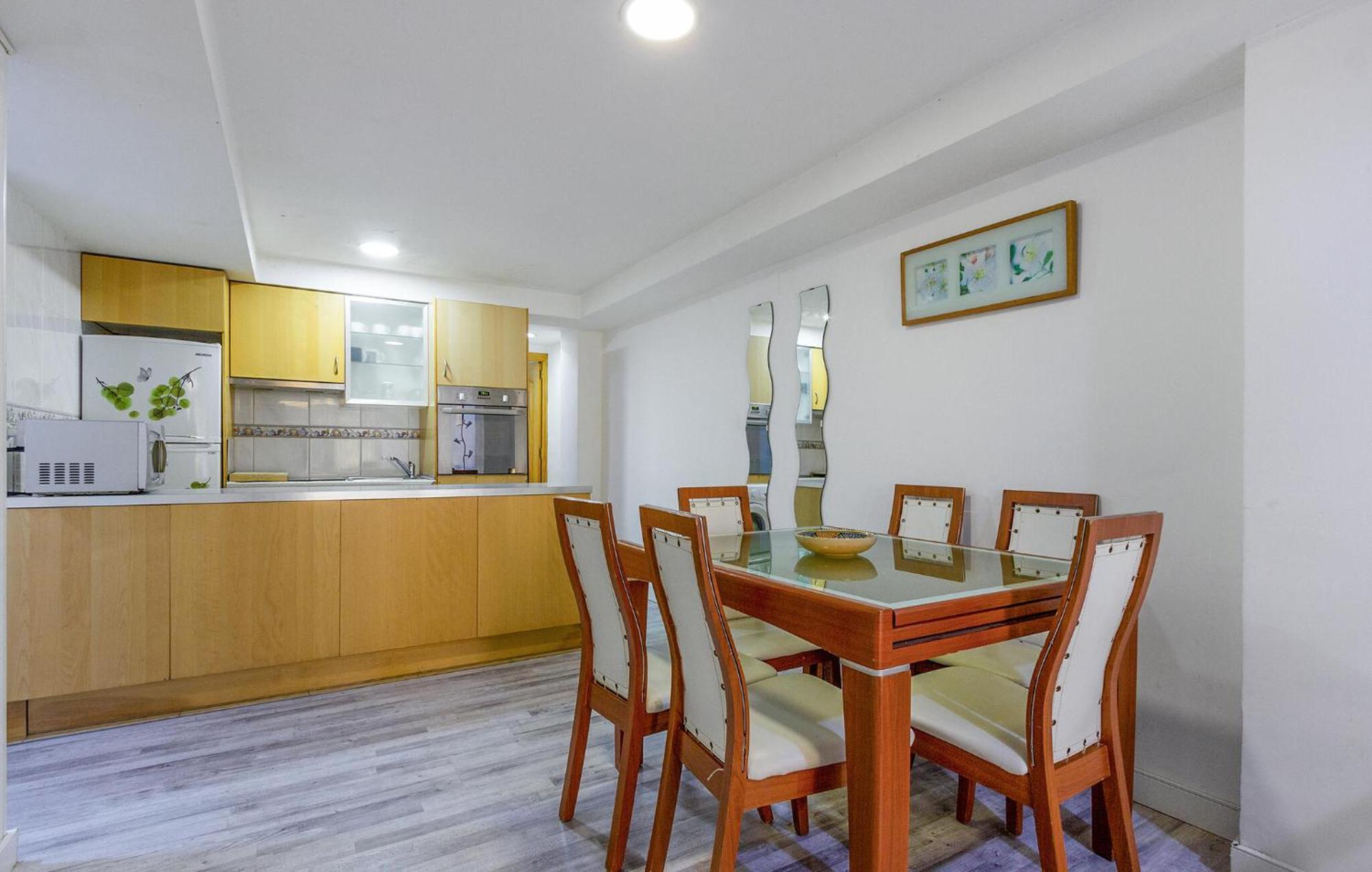 Apartment Cozy In With Kitchenette