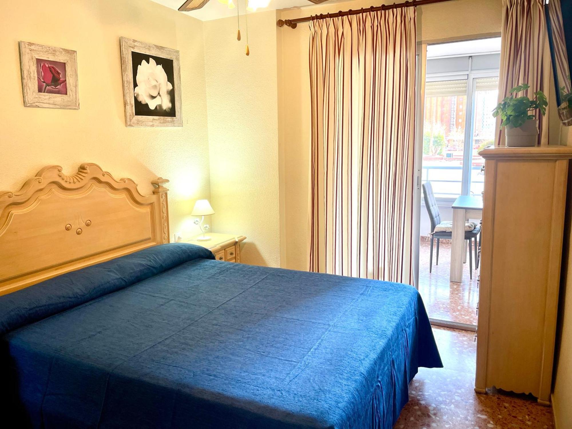 Amplio Con Piscina Y Pistas De Tenis En Apartment Benidorm