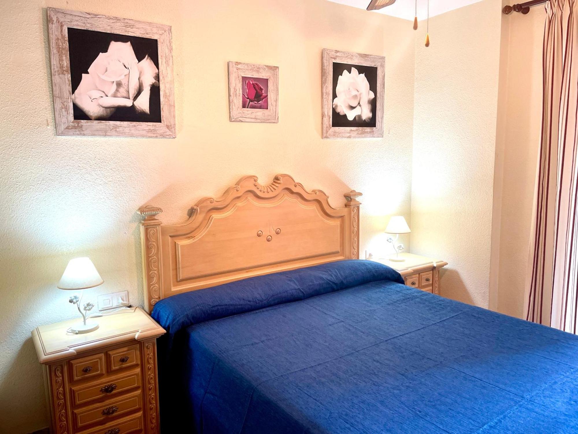 Amplio Con Piscina Y Pistas De Tenis En * Benidorm