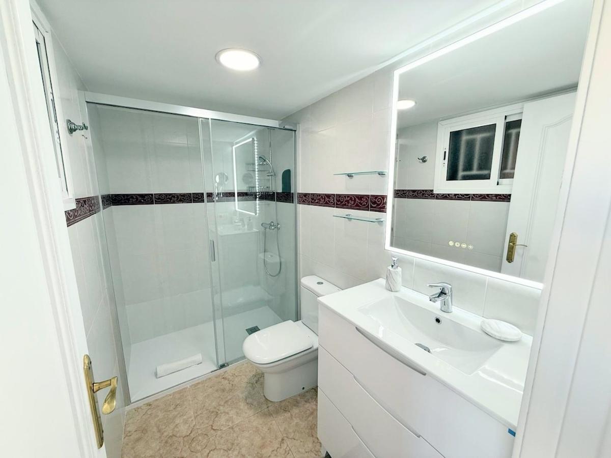 Apartamento A Estrenar Con Vistas A La Playa De Levante Con Plaza De Garaje *
