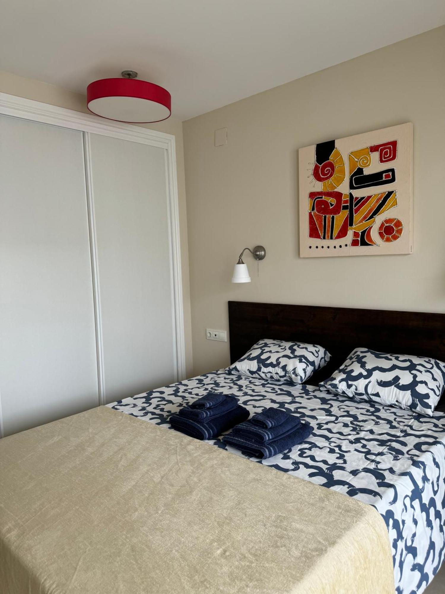 Appartement Dos Dormitorios, Con Vista Al Mar Y A Pocos Pasos De La Playa