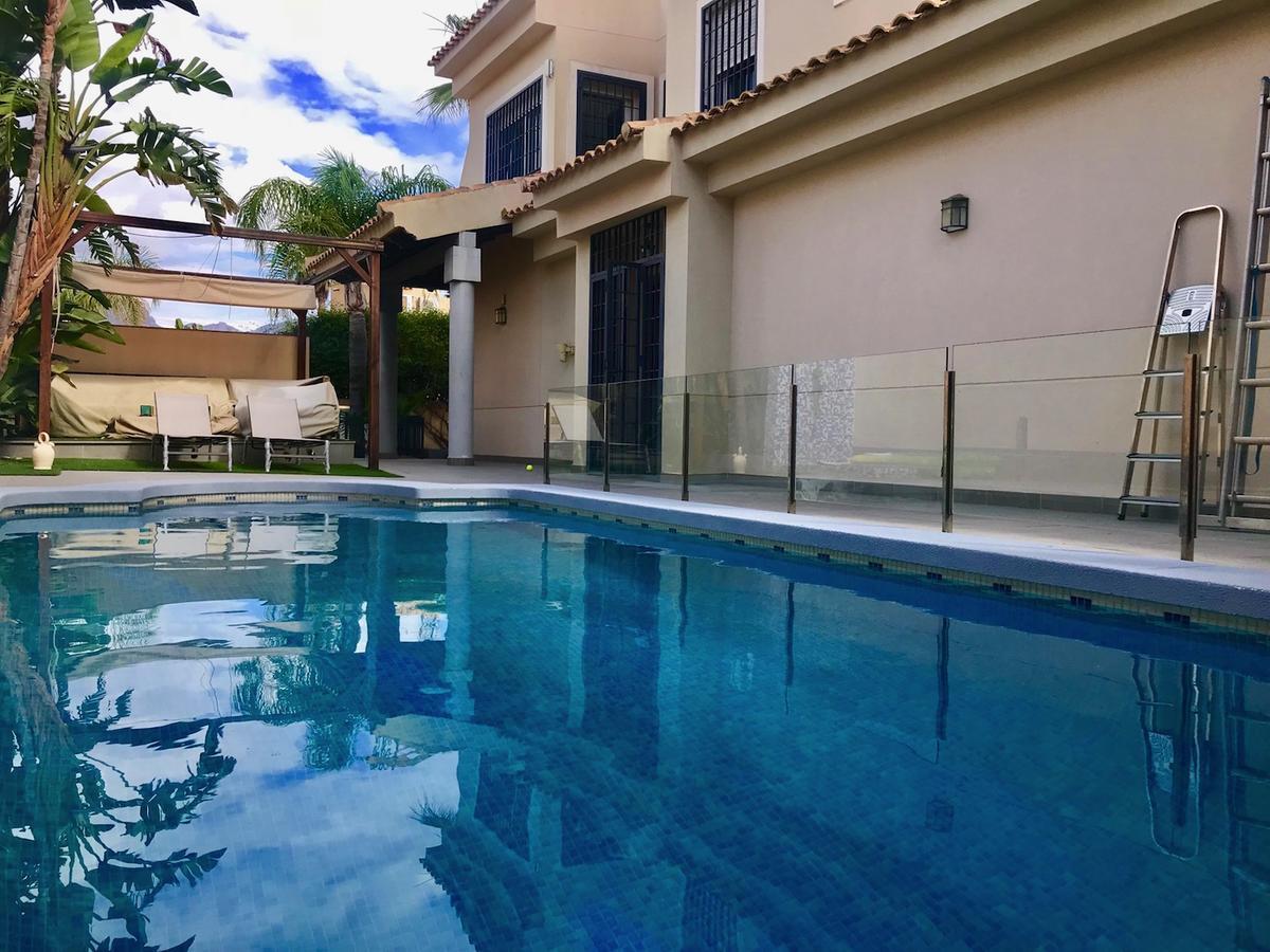 Levante Blueline 6 Bd Apartment Benidorm