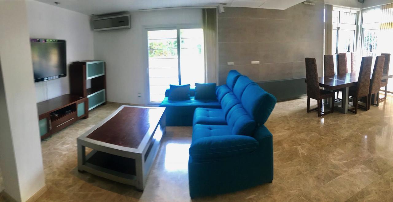 Levante Blueline 6 Bd Apartment