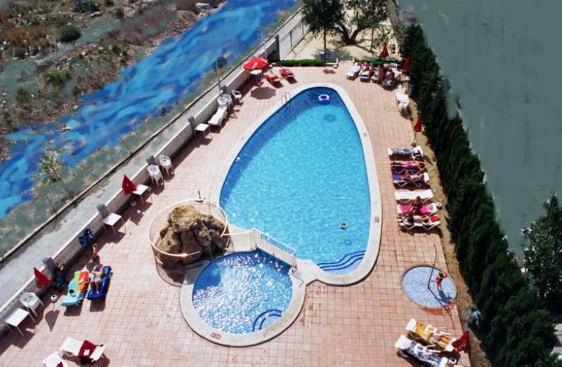Primavera Loix Aparthotel 3*