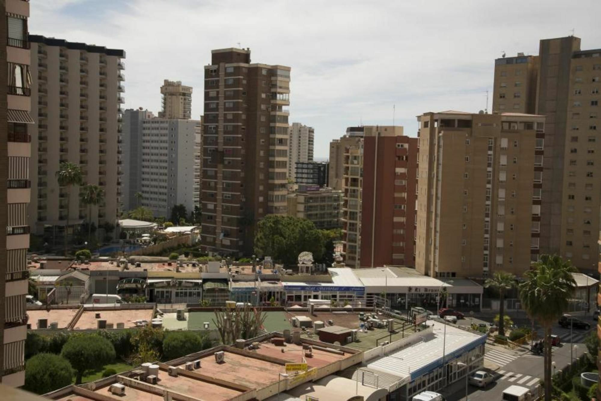 In Benidorm, Alicante 103099 By Mo