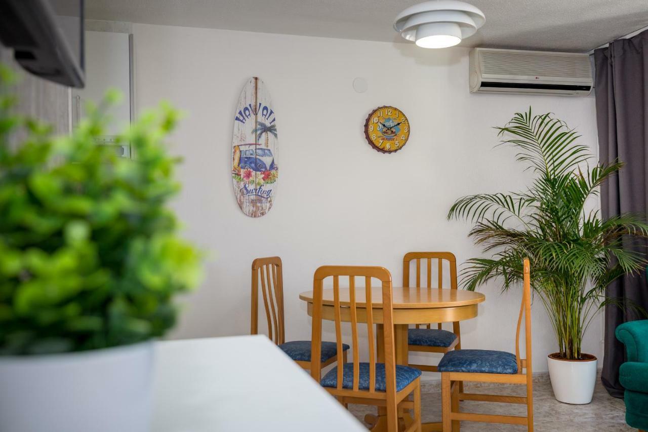 Sky Park Apartment *