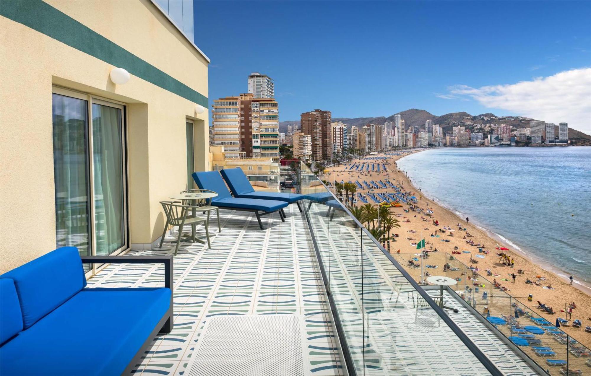 Top Hotels You Need in Benidorm Old Town